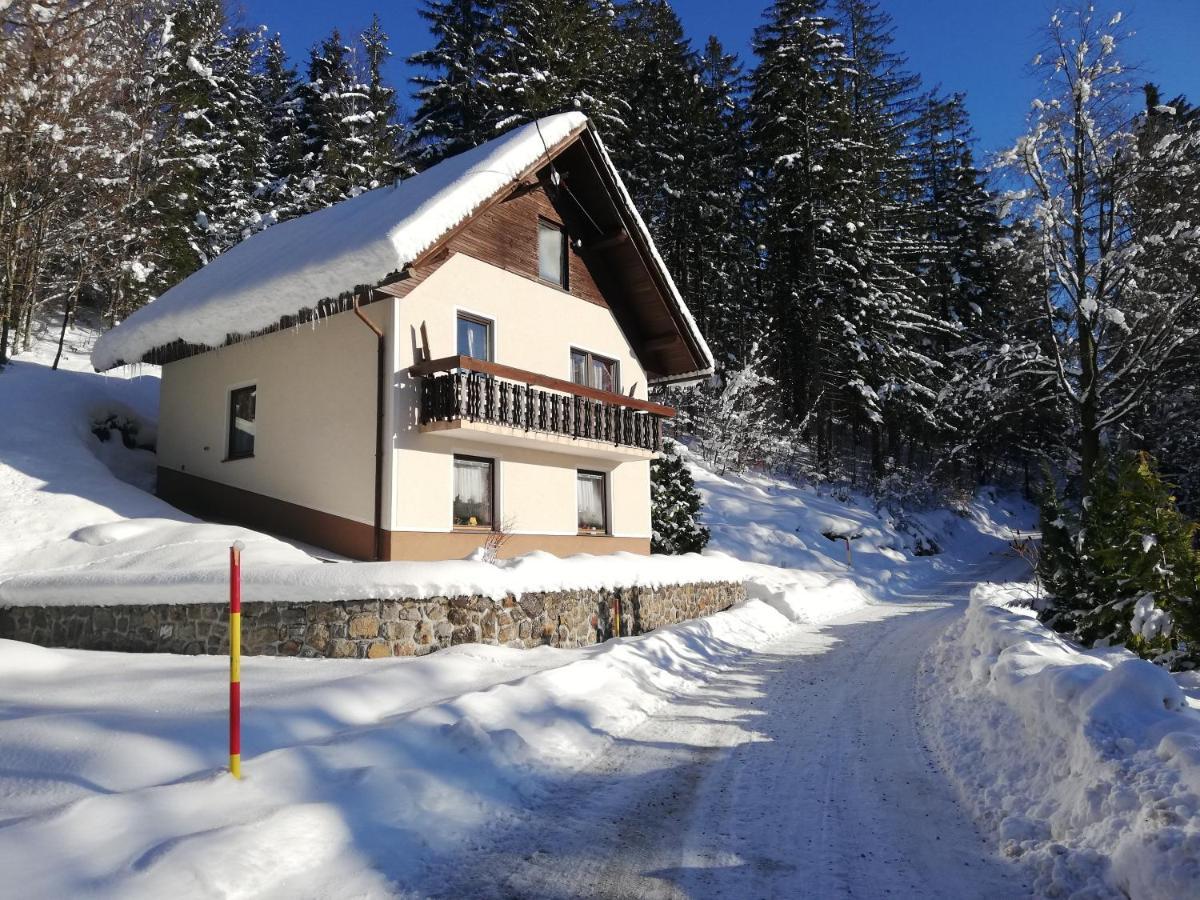 Holiday Home Forest Peace, Lavrovec Hlevni Vrh Exterior photo